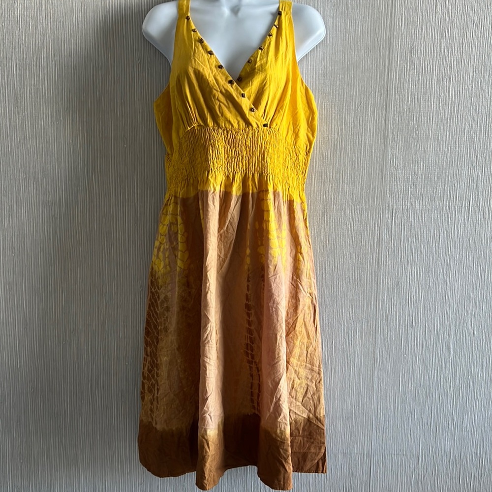 Women’s dress